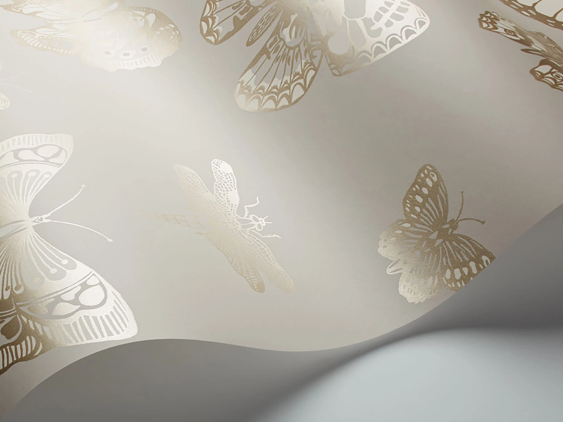 Butterflies & Dragonflies Tapete - 103/15064 - Cole&Son - Whimsical-103-15064-Cole&Son-Whimsical Butterflies & Dragonflies Tapete - 103/15064 - Cole&Son - Whimsical von Cole&Son aus der Kategorie Whimsical mit der Artikelnummer 103-15064