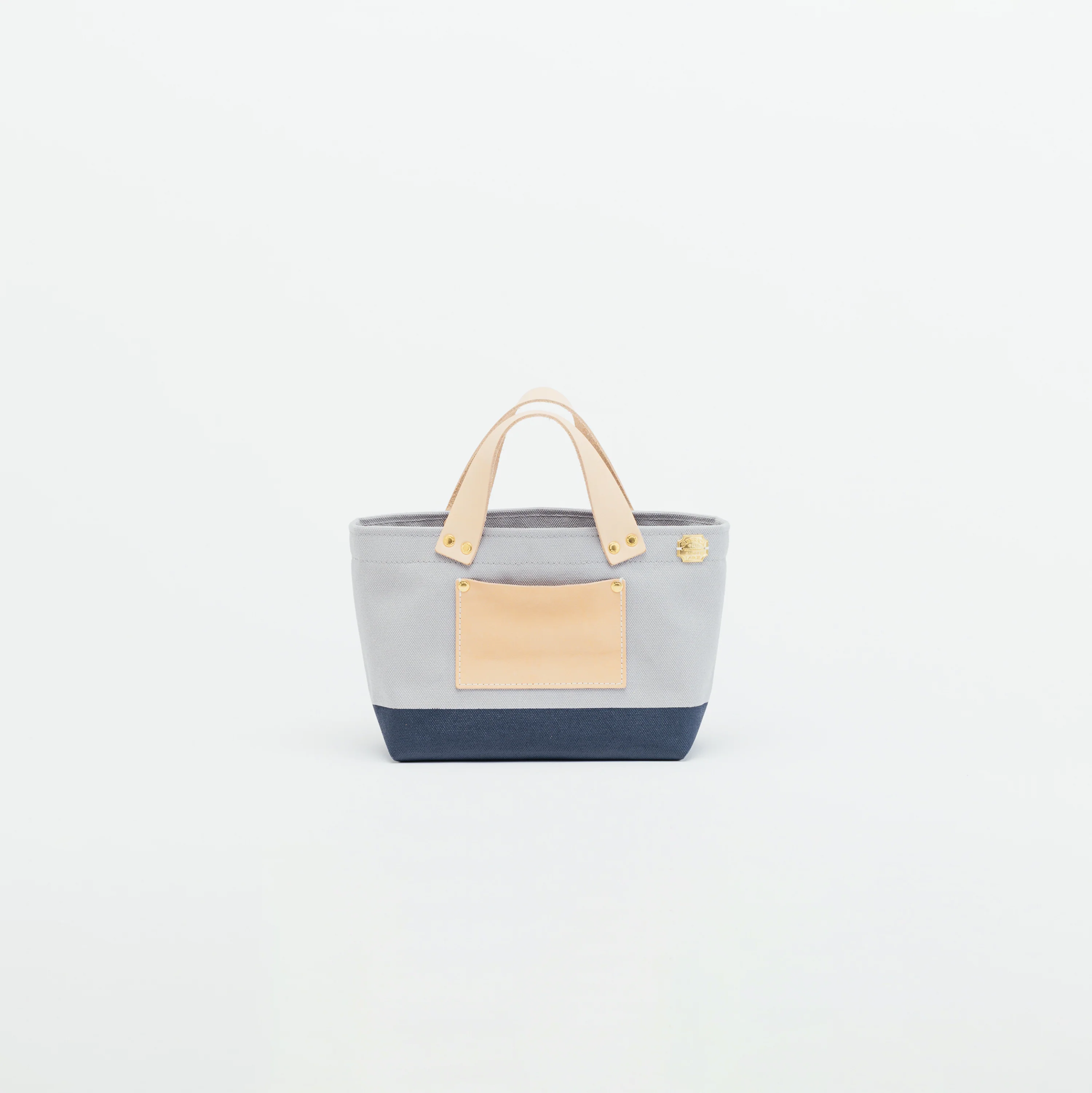 Engineer Bag Petite – Limited Edition Grey X Navy