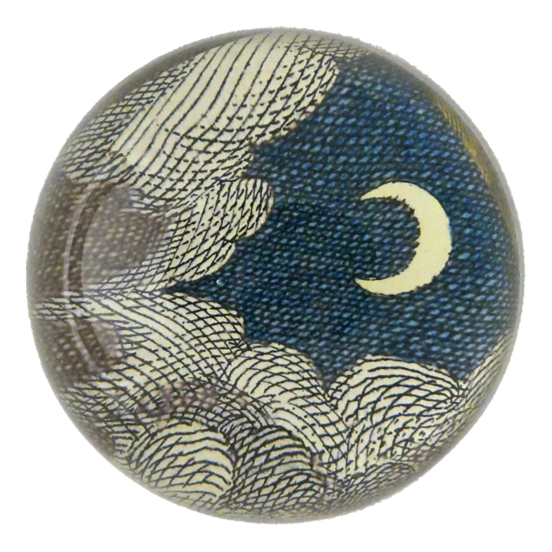 Clouds & Crescent Moon - Briefbeschwerer - Dome Paperweight von John Derian von John Derian aus der Kategorie Paperweights - John Derian mit der Artikelnummer CDPCCM