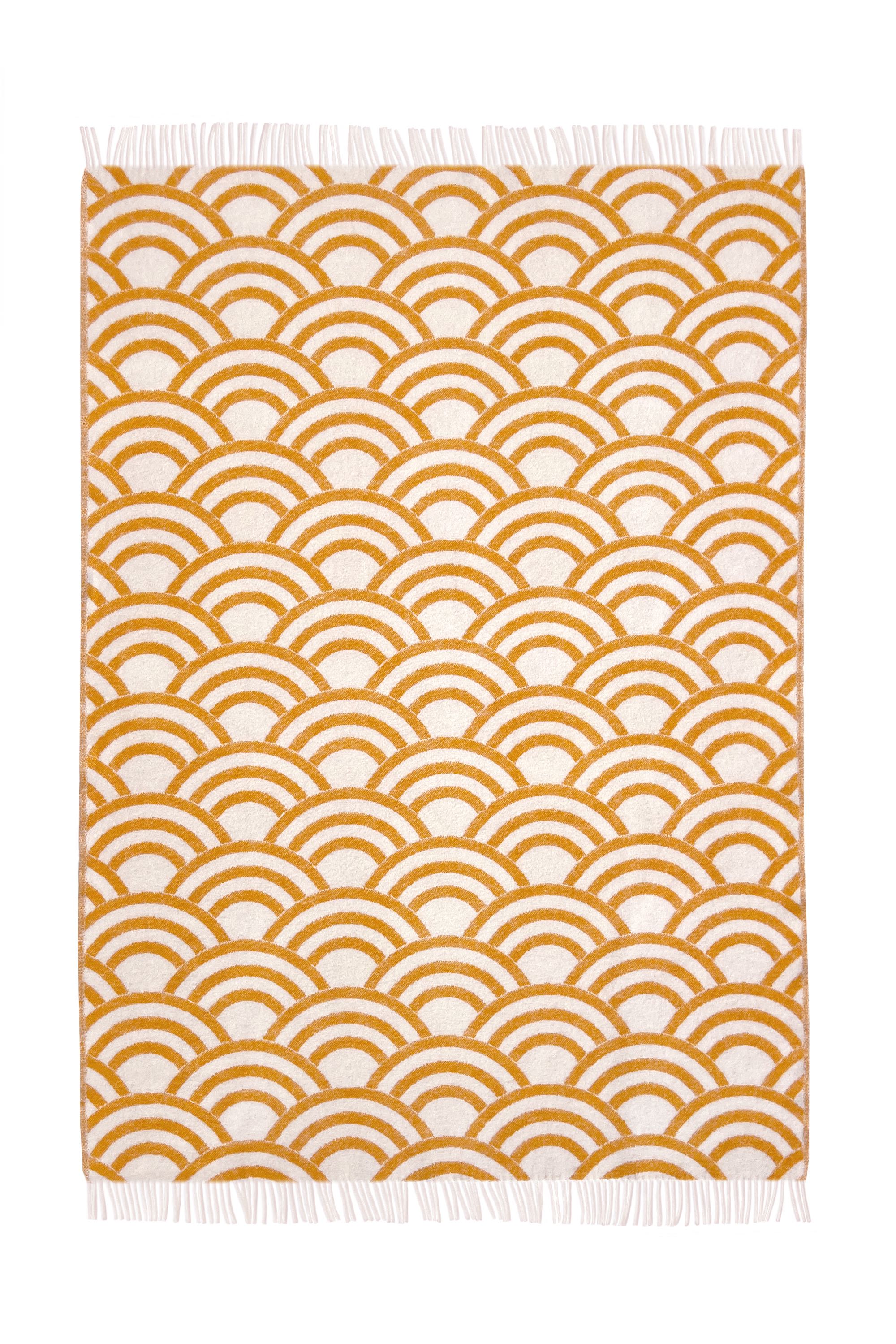 Lucky O's - Amber - Schurwolldecke von Maison Deux X moooi von Maison Deux aus der Kategorie Kuschelige Schurwolldecken von Maison Deux mit der Artikelnummer MD-LO-A