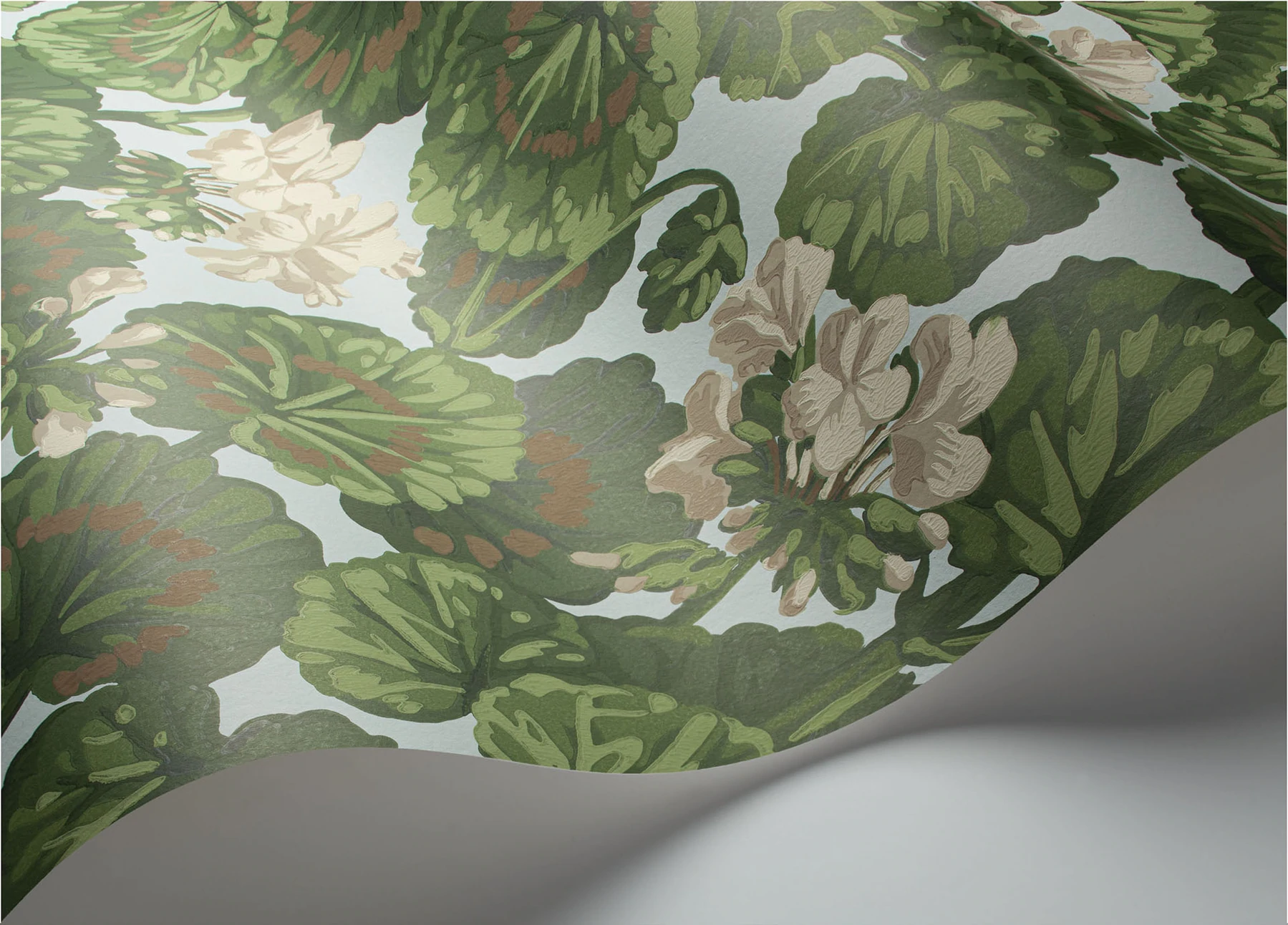 Geranium Tapete - 117/11035 - Cole&Son - Seville-117-11035-Cole&Son-Seville Geranium Tapete - 117/11035 - Cole&Son - Seville von Cole&Son aus der Kategorie Seville mit der Artikelnummer 117-11035