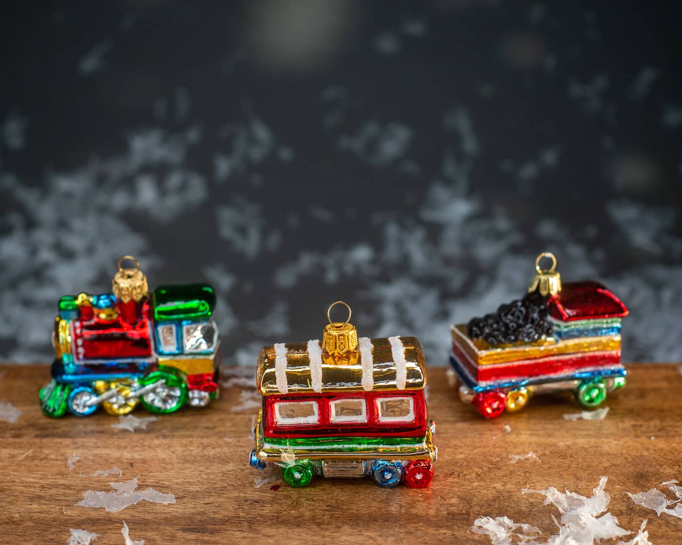 Personenwagen - Christbaumschmuck aus Glas von Weihnachtsland aus der Kategorie Christbaumschmuck mit der Artikelnummer OF29730