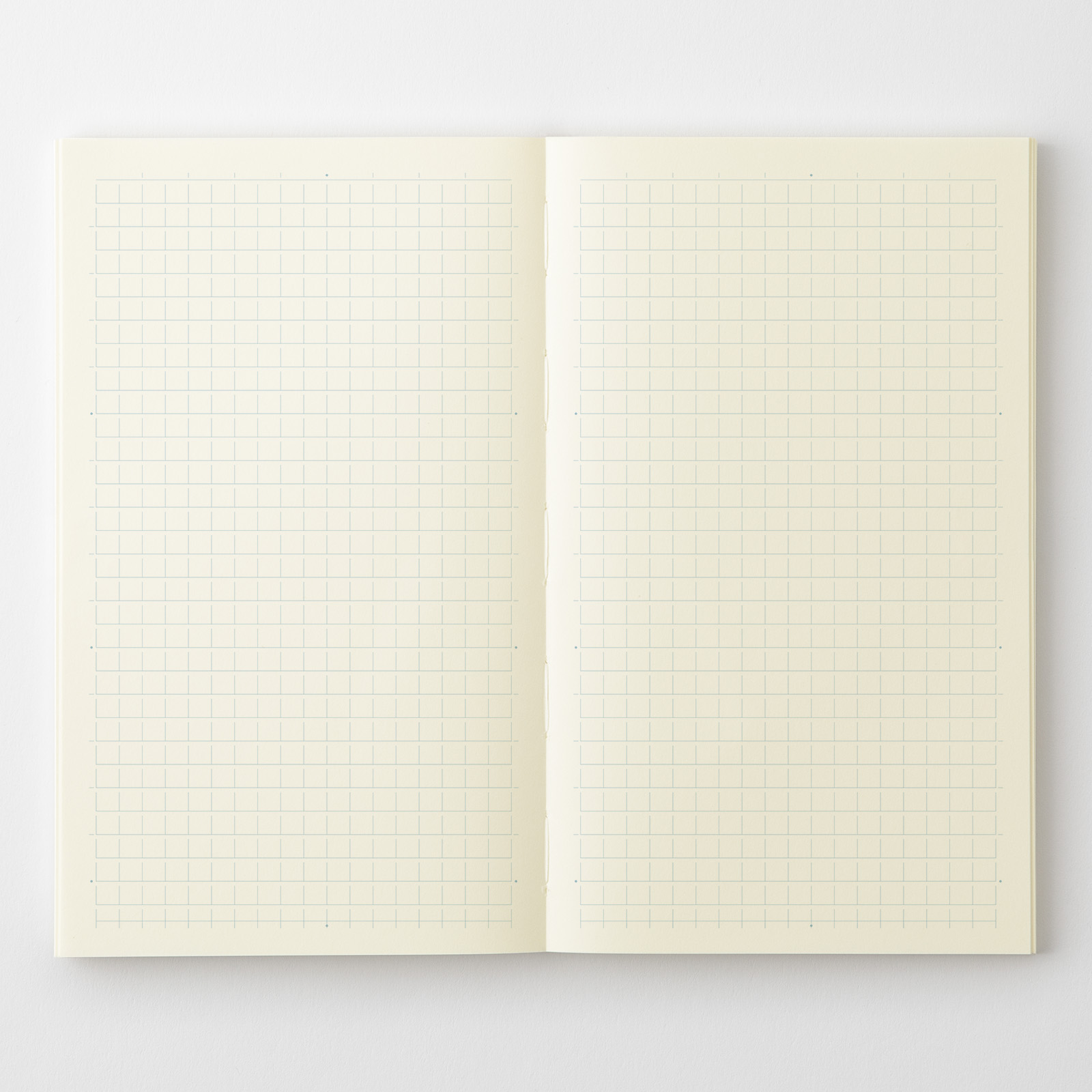 MD Notebook - B6 Slim - kariert / grid - Midori Notizbuch