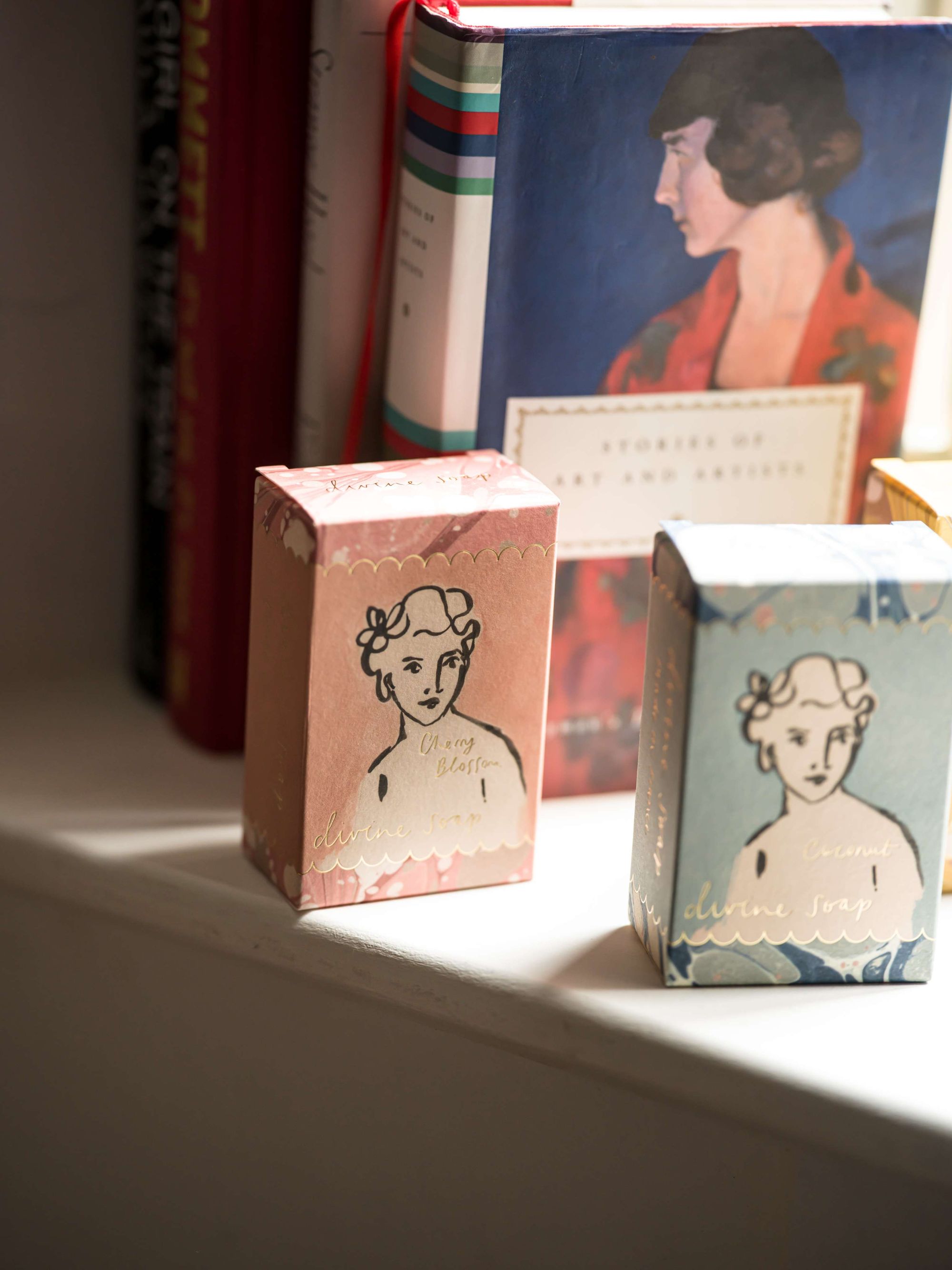 Handseife "Coconut" - Divine Soap - Wanderlust X Archivist