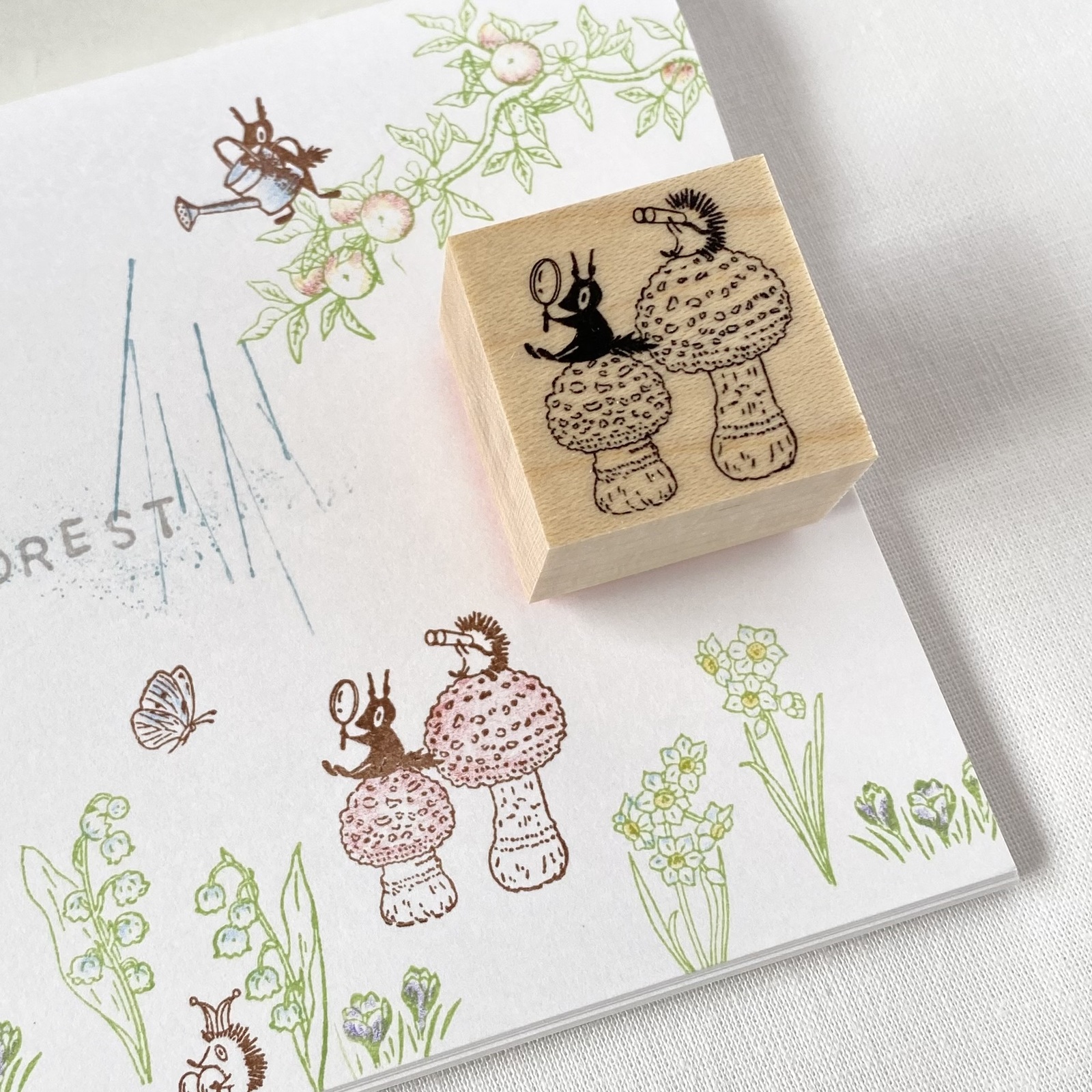 Eichhörnchen mit Igel - Japanischer Stempel