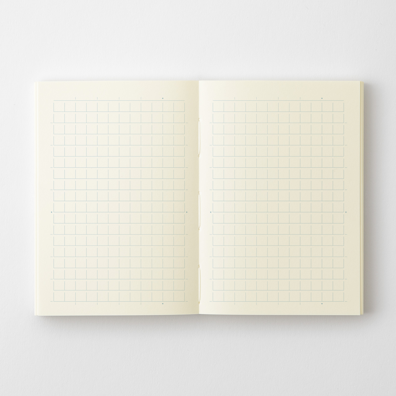 MD Notebook - A7 - kariert / grid - Midori Notizbuch