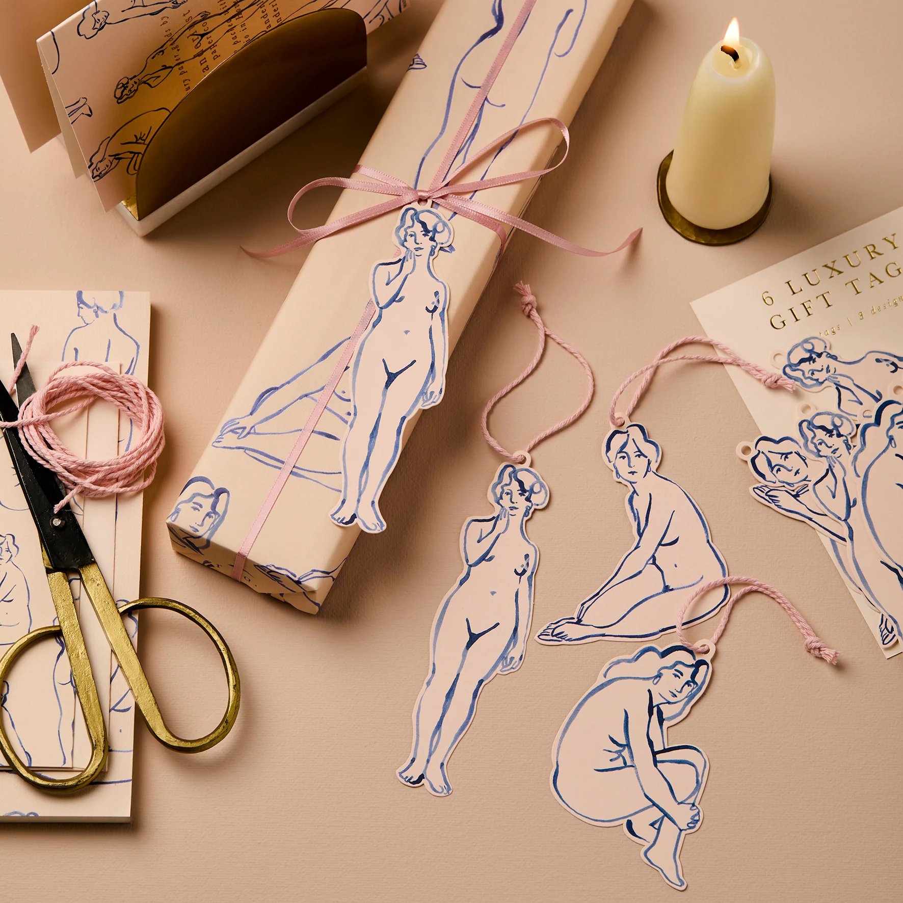 "Blue Nudes" Gift Tags von Wanderlust Paper Co. "Blue Nudes" Gift Tags von Wanderlust Paper Co.