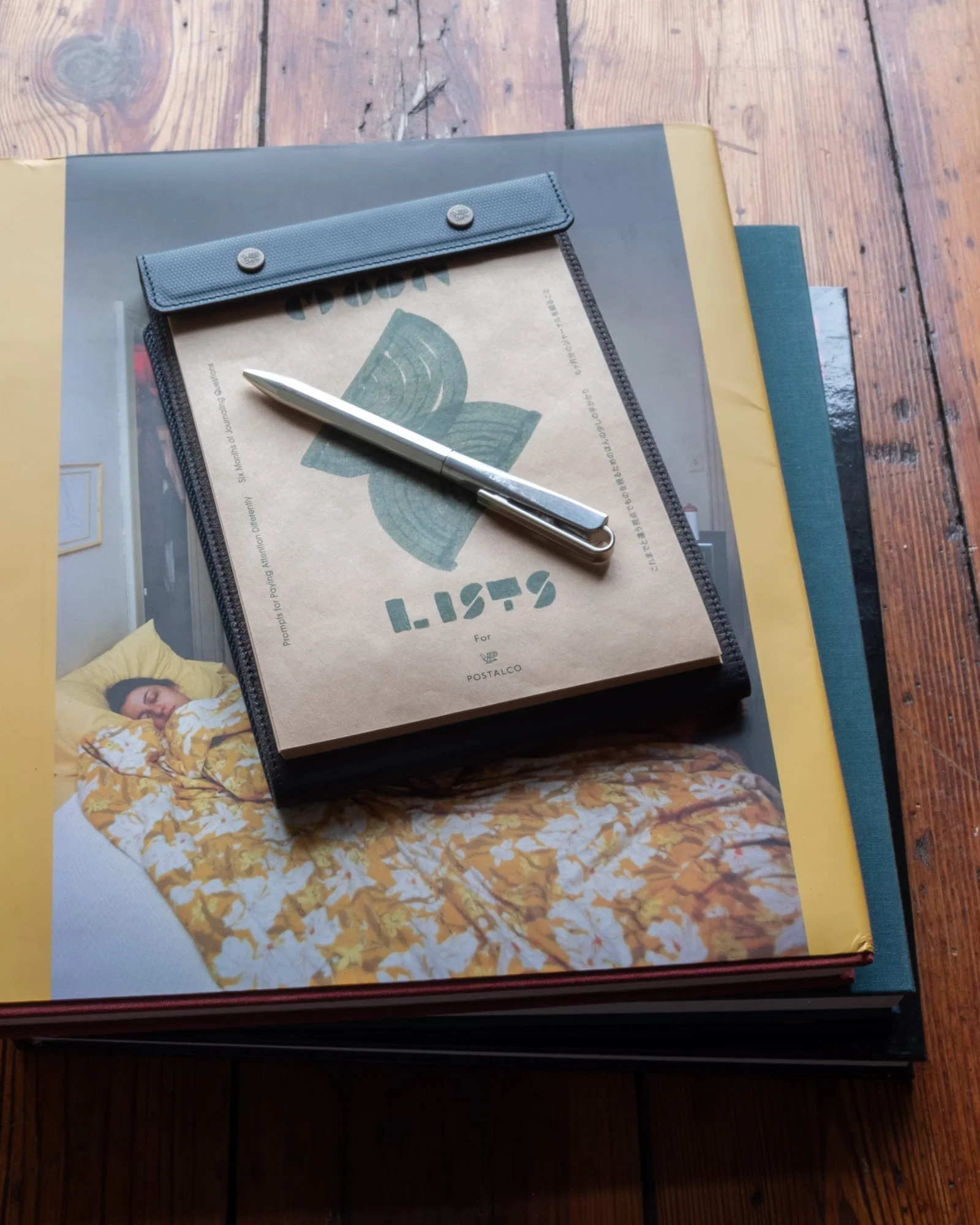 Snap Pad in A5 - Crossgrain Leder - Kobaltblau - Klemmbrett von Postalco
