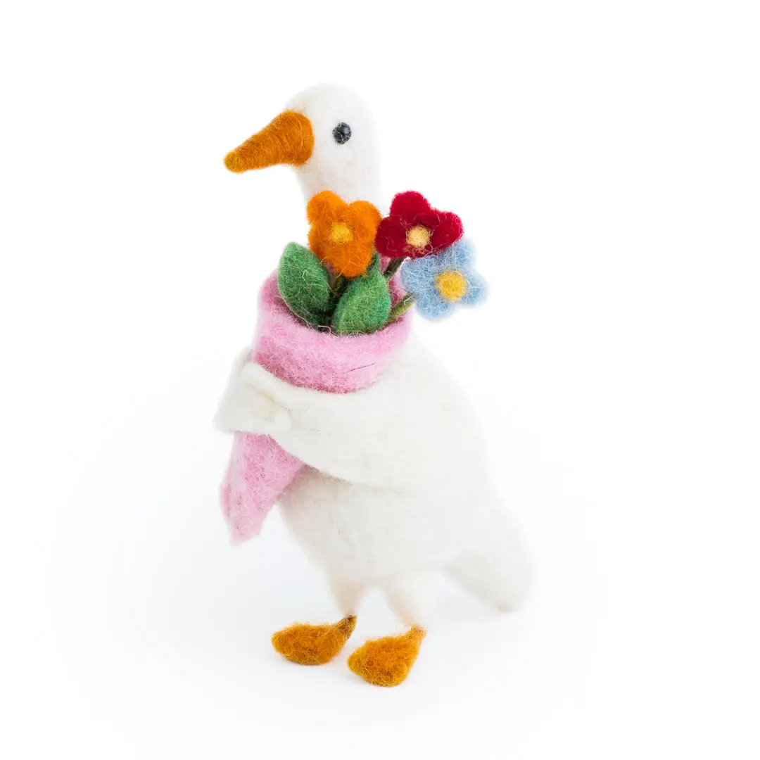 Beautiful Bouquet Duck - Handgefilzte Ente von Sew Heart Felt