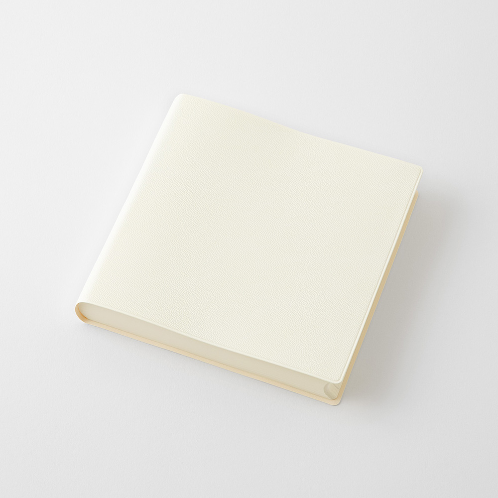 MD Notebook Kalender 1 Day 1 Page 2027 [A5 Quadrat]