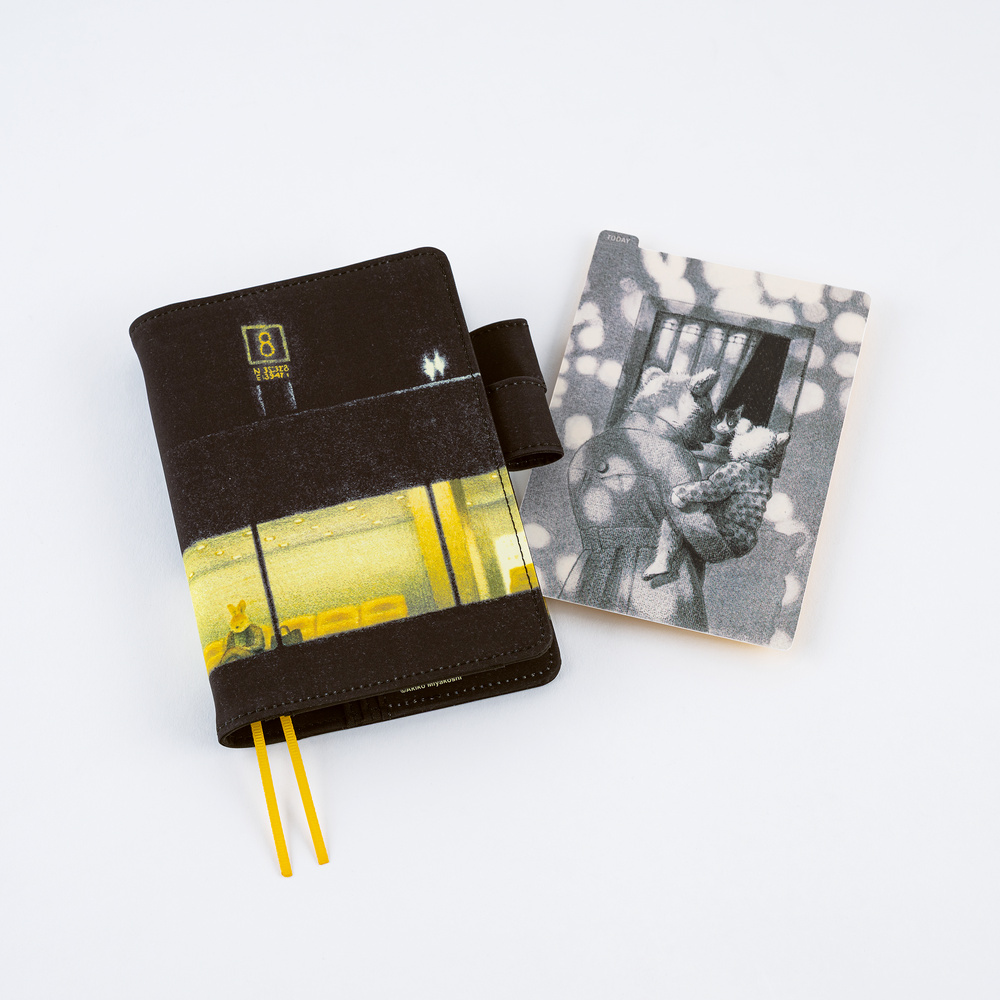Schreibunterlage A6 – Akiko Miyakoshi: Sunny Day | Hobonichi