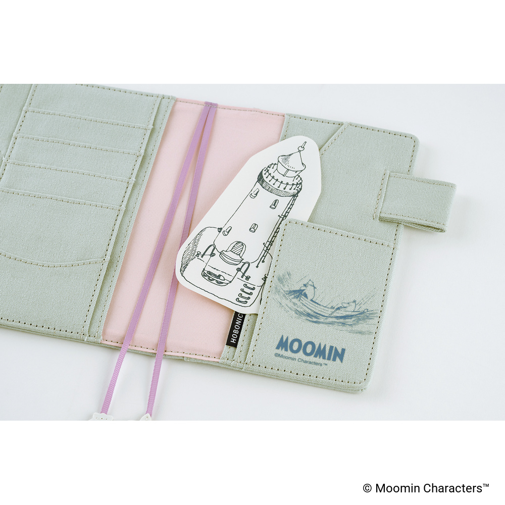 Hülle A6 Original – Moomin: My Yard (Pale Mint) | Hobonichi