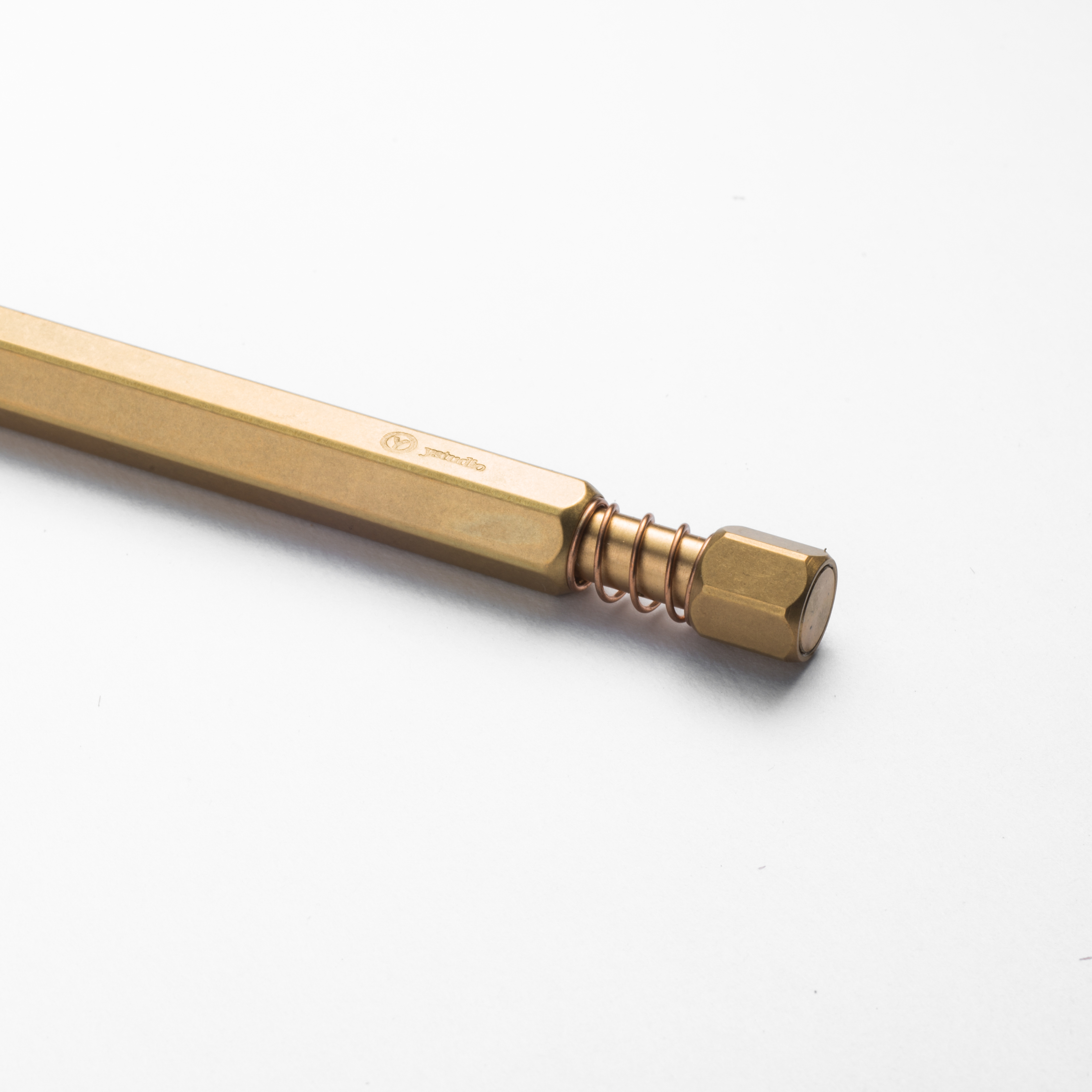 Classic Revolve Ballpoint Pen Spring - Kugelschreiber - Brass / Messing Classic Revolve Ballpoint Pen Spring - Kugelschreiber - Brass / Messing