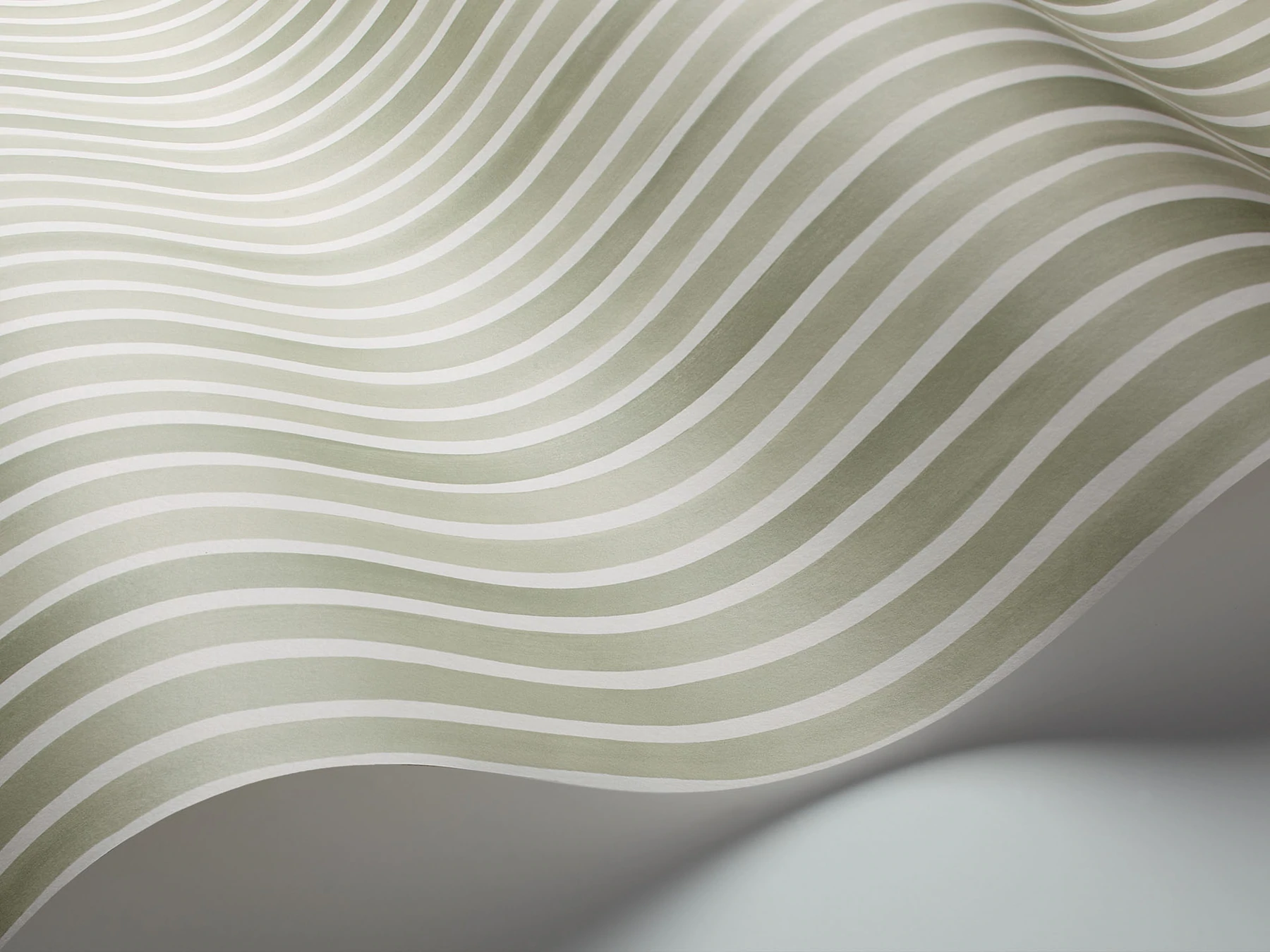 Croquet Stripe Tapete - 110/5030 - Cole&Son - Marquee Stripes-110-5030-Cole&Son-Marquee Stripes Croquet Stripe Tapete - 110/5030 - Cole&Son - Marquee Stripes von Cole&Son aus der Kategorie Marquee Stripes mit der Artikelnummer 110-5030